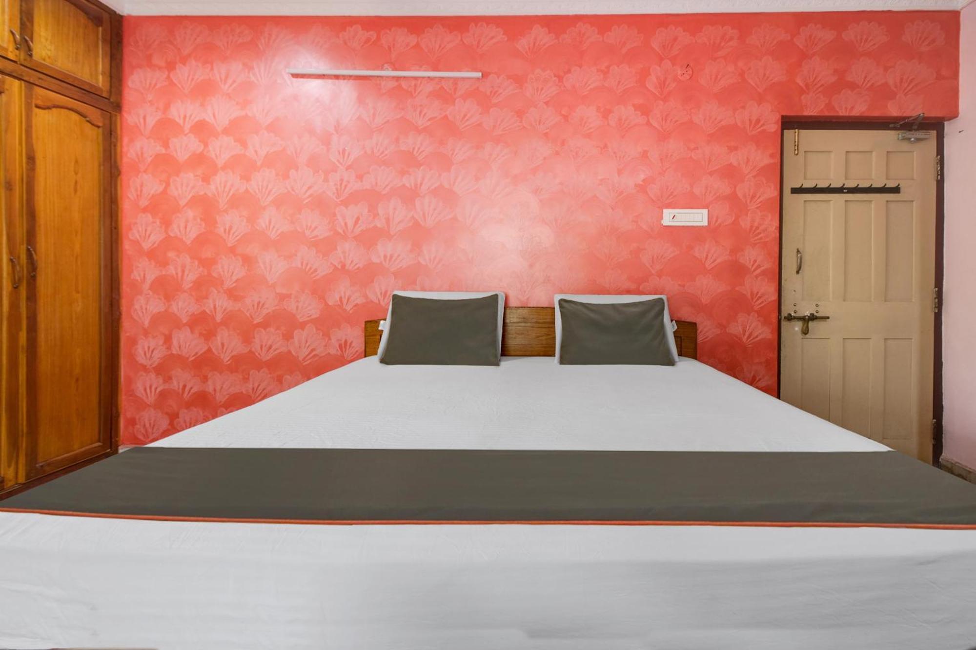 Hotel Collection O Palm Exotica Visakhapatnam Exterior foto